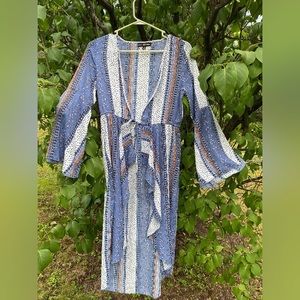 Almost Famous, Small Long-Sleeved Blouse Cardigan, Stunning Pattern